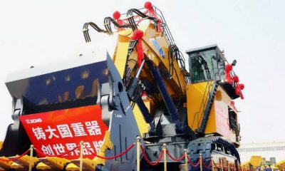 XCMG 700-tonne excavator.
