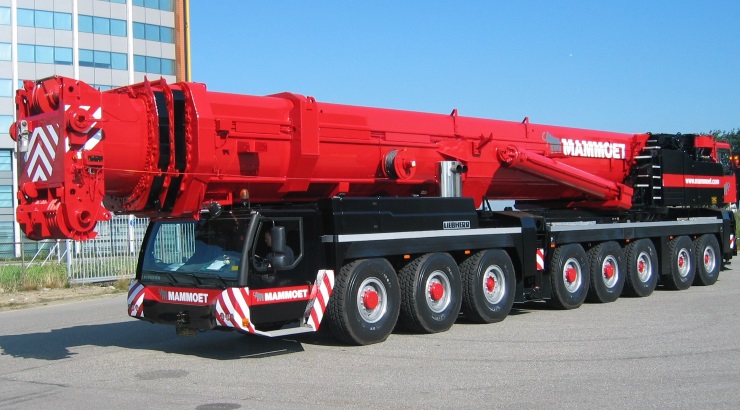 Mammoet Crane