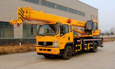 Truck mounted crane