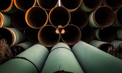 A picture of pies of crude oil pipelines