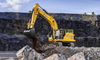 JCB 370X