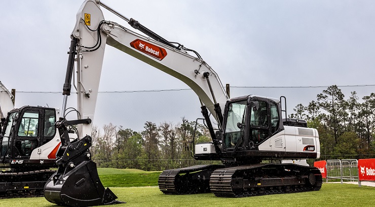 Bobcat new 23-ton E220 excavator