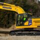 Komatsu 22-metric-ton PC220LCi-12.