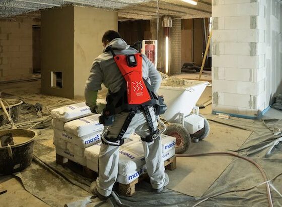 A German Bionic exoskeleton at work. (Photo: German Bionic)
