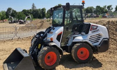 Bobcat L35 articulated loader.