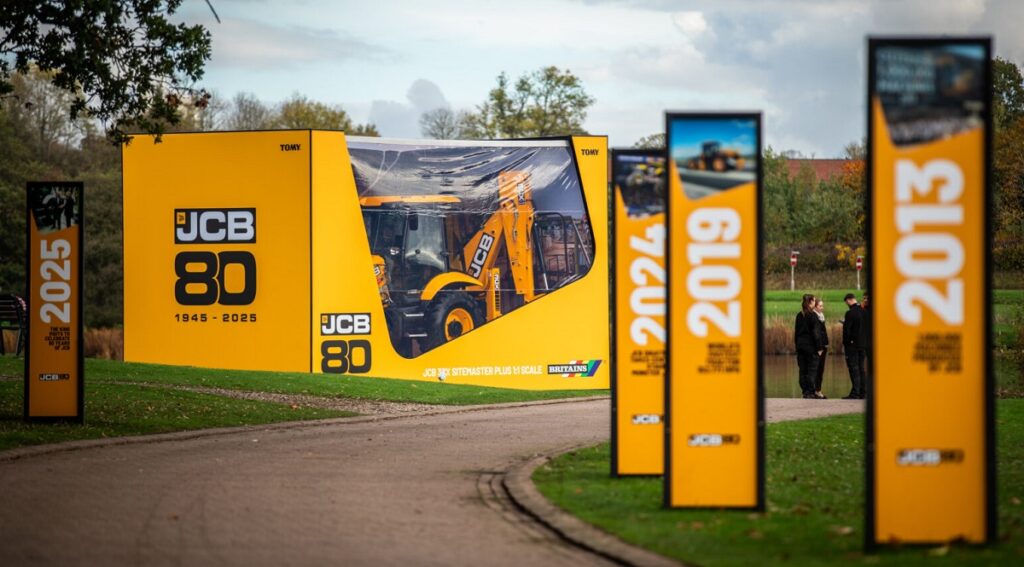 JCB Backhoe in a Box