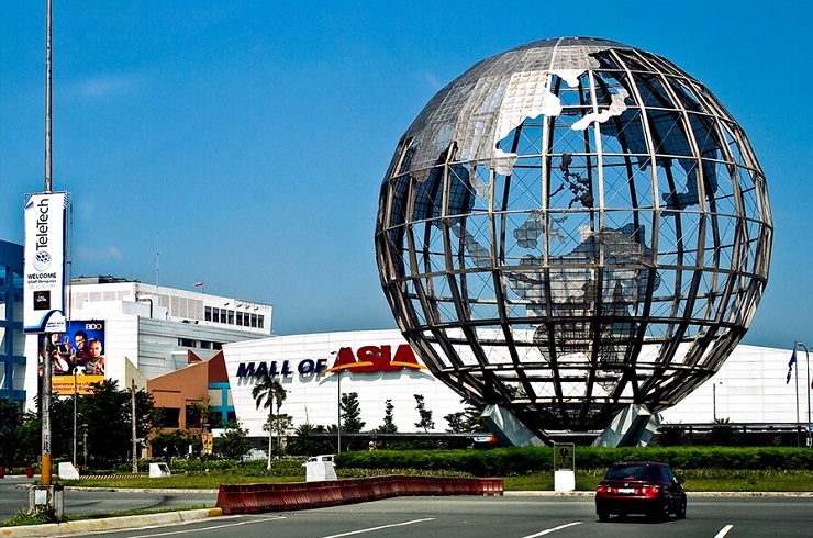 Exterior view of SM Mall of Asia along Manila Bay.
